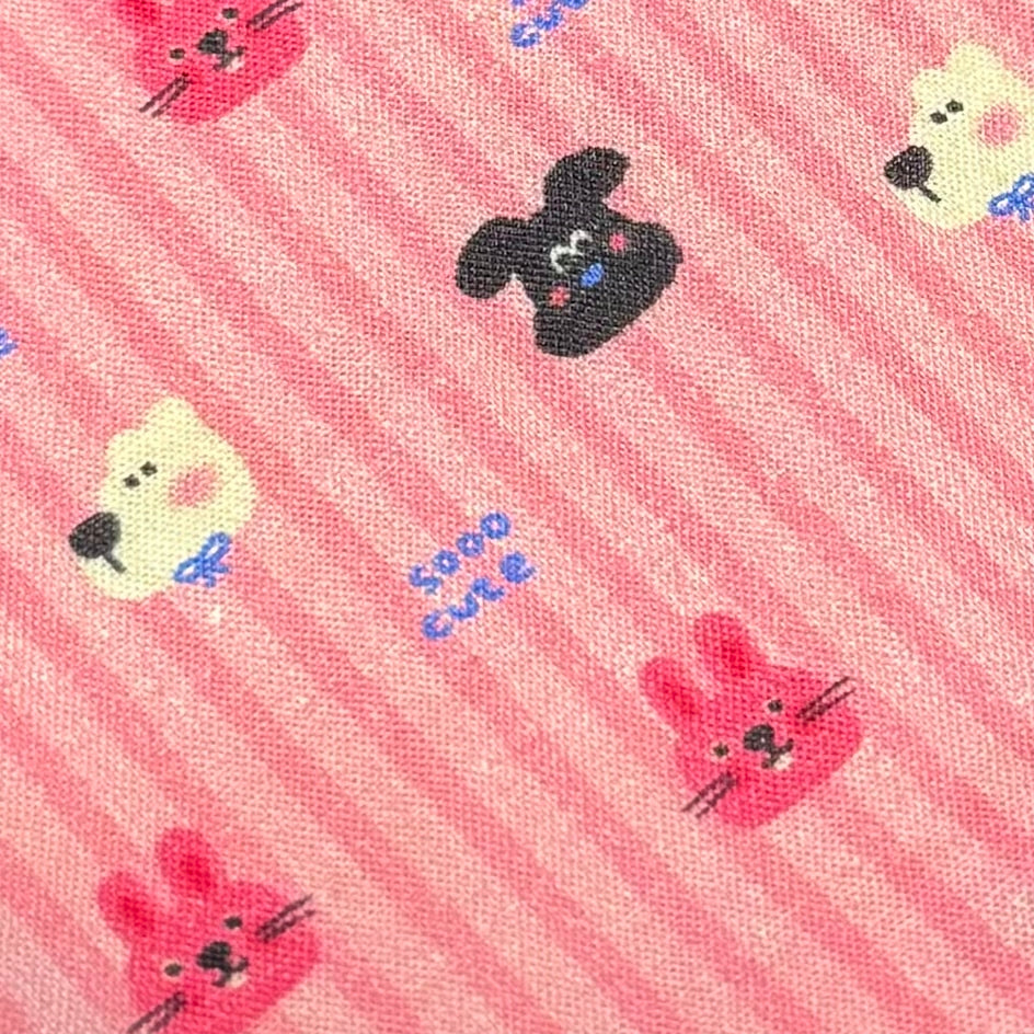 cat with bandana
deep pink cat bandana
pink pet bandana
pink cat handmade bandana
handmade pet bandana