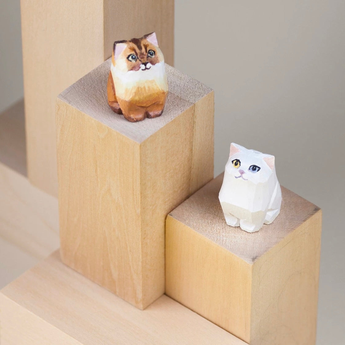 cat sculptures
cat wood figurine